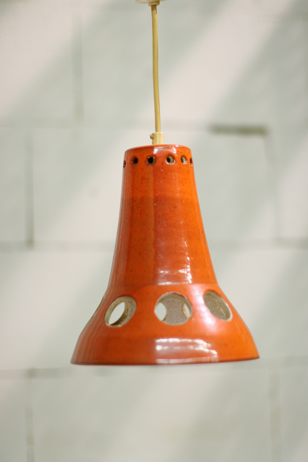 Laboratorium Antibiotica Gezamenlijk Retro Vintage Oranje keramiek hanglampje – Dehuiszwaluw