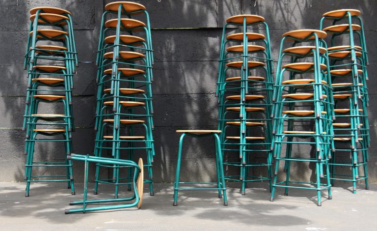 Industrieel Vintage metalen Smaragdgroene atelier krukken