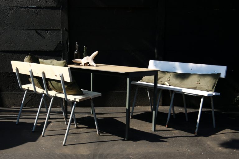 Industrieel Vintage Schooltafels / Eettafels Horeca