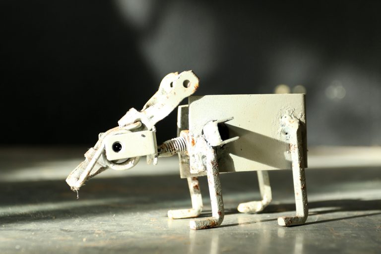 Metalen Sculptuur “Iloptocus” van Maarten