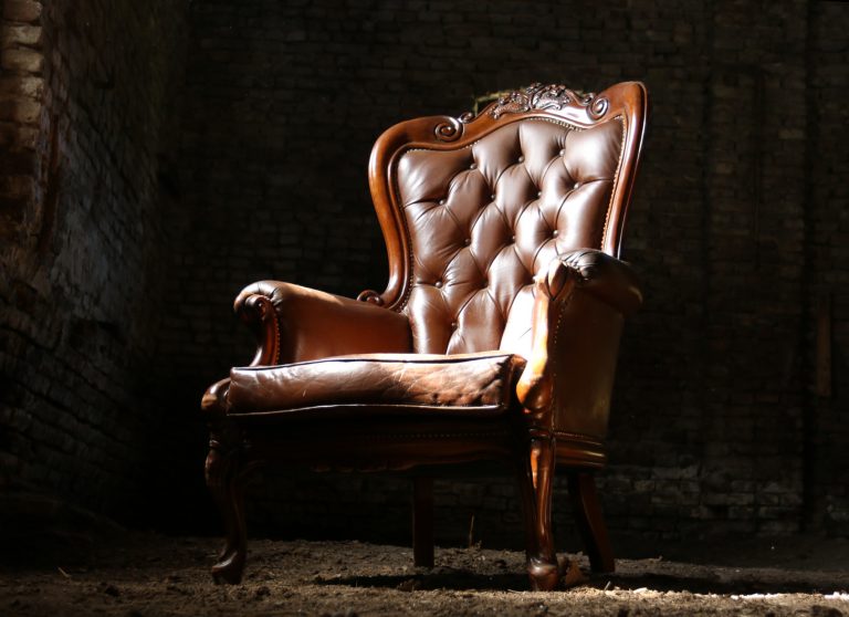 Vintage Barok leren gecapitonneerde fauteuil