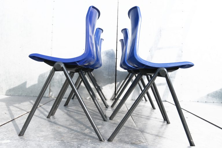 Industrieel Vintage Thur op Seat Galvanitas S30 Schoolstoelen V-Vorm Blauw