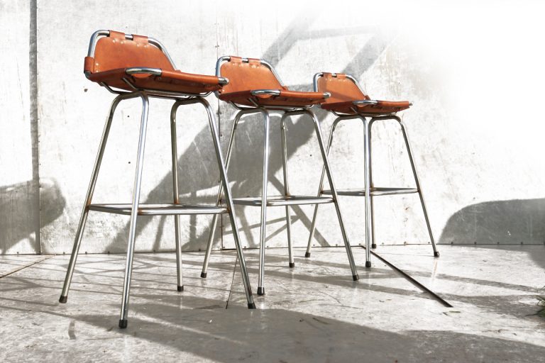 3 Originele Charlotte Perriand Les Arcs bar krukken jaren 60