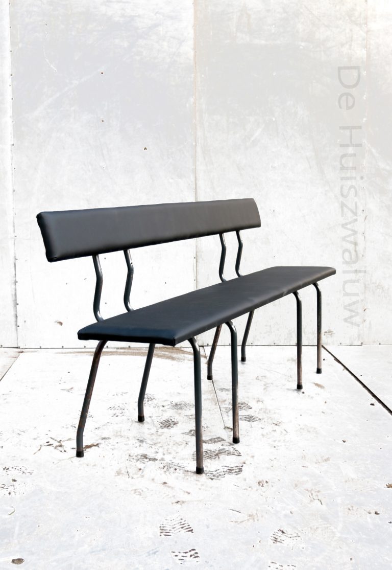 Uniek! Industrieel Vintage Zwarte Skai bekleding Schoolstoel banken