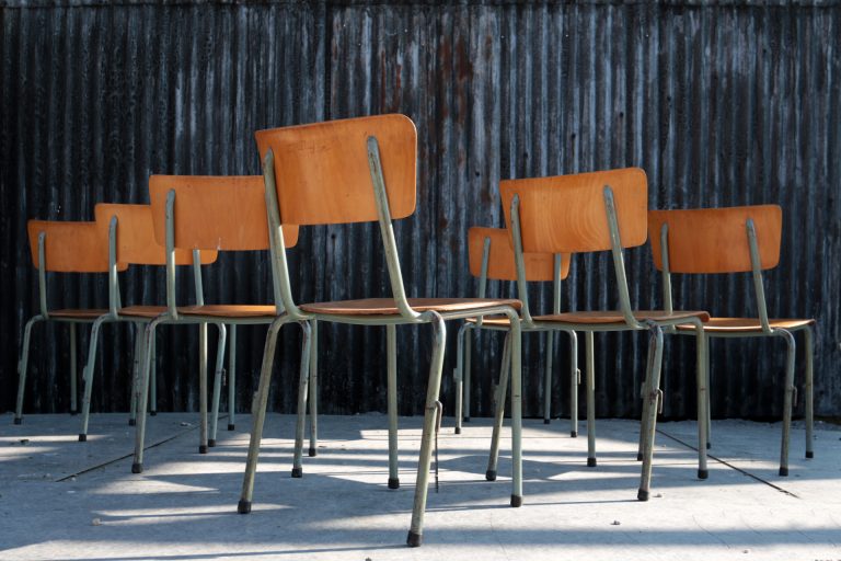 Industrieel Vintage Schoolstoelen grijs/groen frame super patina