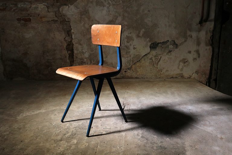 Industrieel Vintage Friso Kramer Ahrend Result Kinderstoeltje Schoolstoeltje
