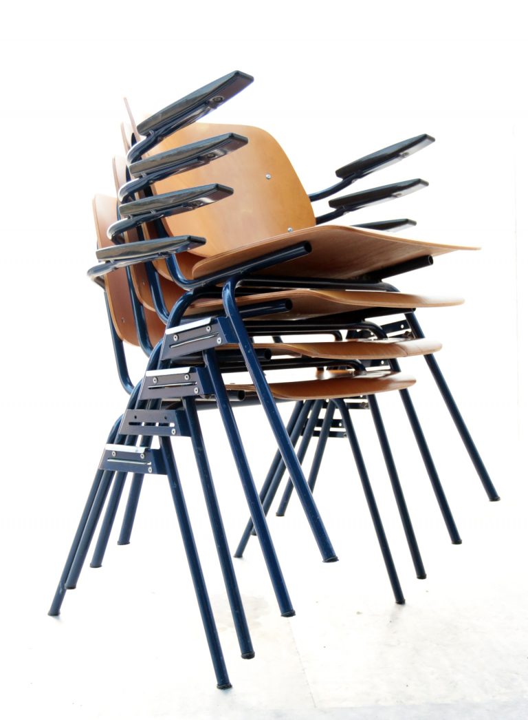 Industrieel Vintage Marko Kwartet Schoolstoelen donkerblauw jaren 70