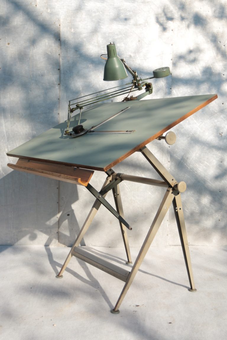 Industrieel Vintage Reply Friso Kramer Wim Rietveld tekentafel complete set!