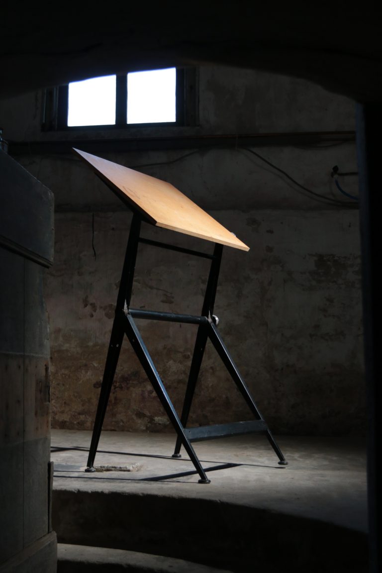 Industriele Reply Friso Kramer – Wim Rietveld tekentafel zwart frame