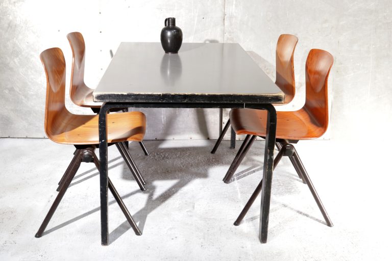 Industrieel Vintage tafel 81B Alvar Aalto voor Artek – 1930s