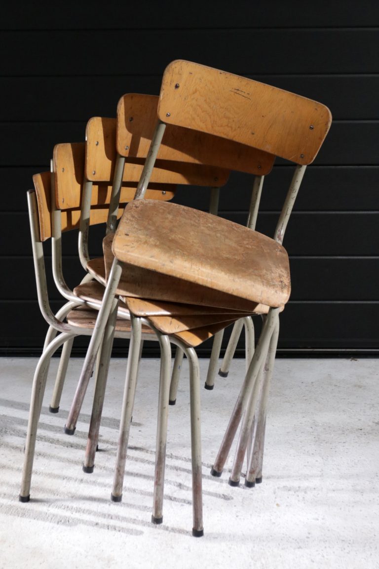 Industrieel Vintage Schoolstoelen super patina jaren 60