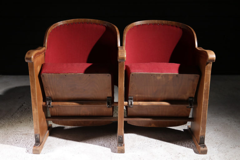 Vintage Belgische Bioscoopstoelen jaren 20