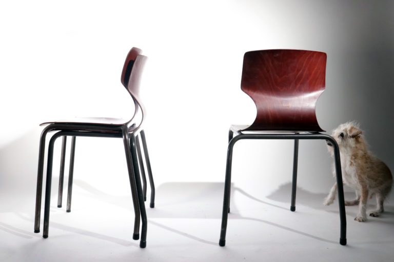 Industrieel Vintage Pagholz getailleerd kuipje Schoolstoelen