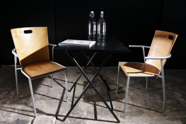 Memphis Style Stoelen met armleuning
