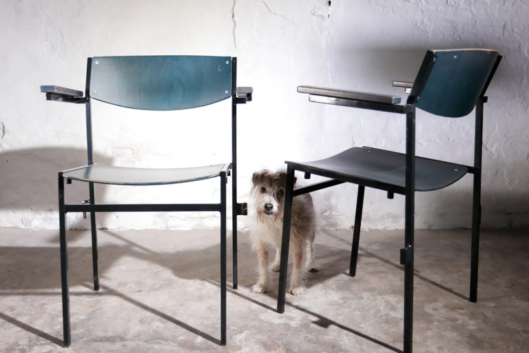 Industrieel Vintage Gijs van der Sluis Schoolstoelen zwart / petrol met armleuning