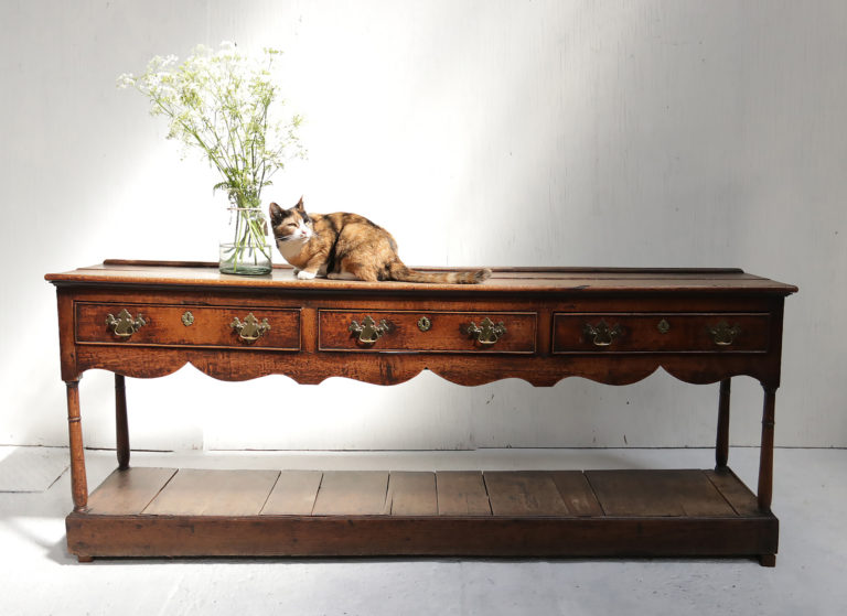 Sidetable Engels Eiken Antiek rond 1800