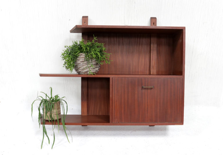 Vintage Design Hoek- Wandkast speelse vormen