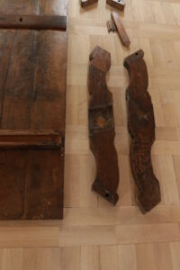 17e-eeuwse Franse eiken kloostertafel schragentafel – foto 16