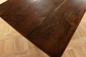 17e-eeuwse Franse eiken kloostertafel schragentafel – foto 12