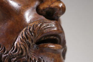 Levensgroot gesneden houten sculptuur mannenhoofd circa 1700 – foto 5