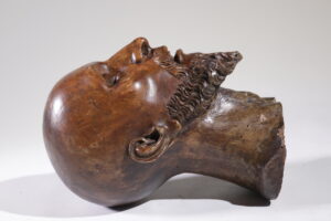 Levensgroot gesneden houten sculptuur mannenhoofd circa 1700 – foto 23