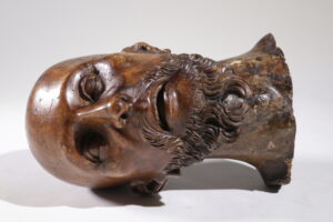 Levensgroot gesneden houten sculptuur mannenhoofd circa 1700 – foto 24