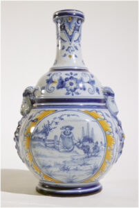 Faience vaas Nevers Gabriel Montagnon 1915 met ramskoppen – foto 2