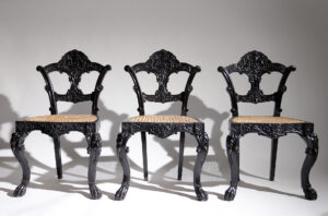 Ebbenhouten Anglo-Indische rococo revival stoelen Ceylon – foto 1