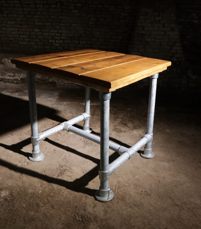 Industrieel Steigerbuis onderstel tafel
