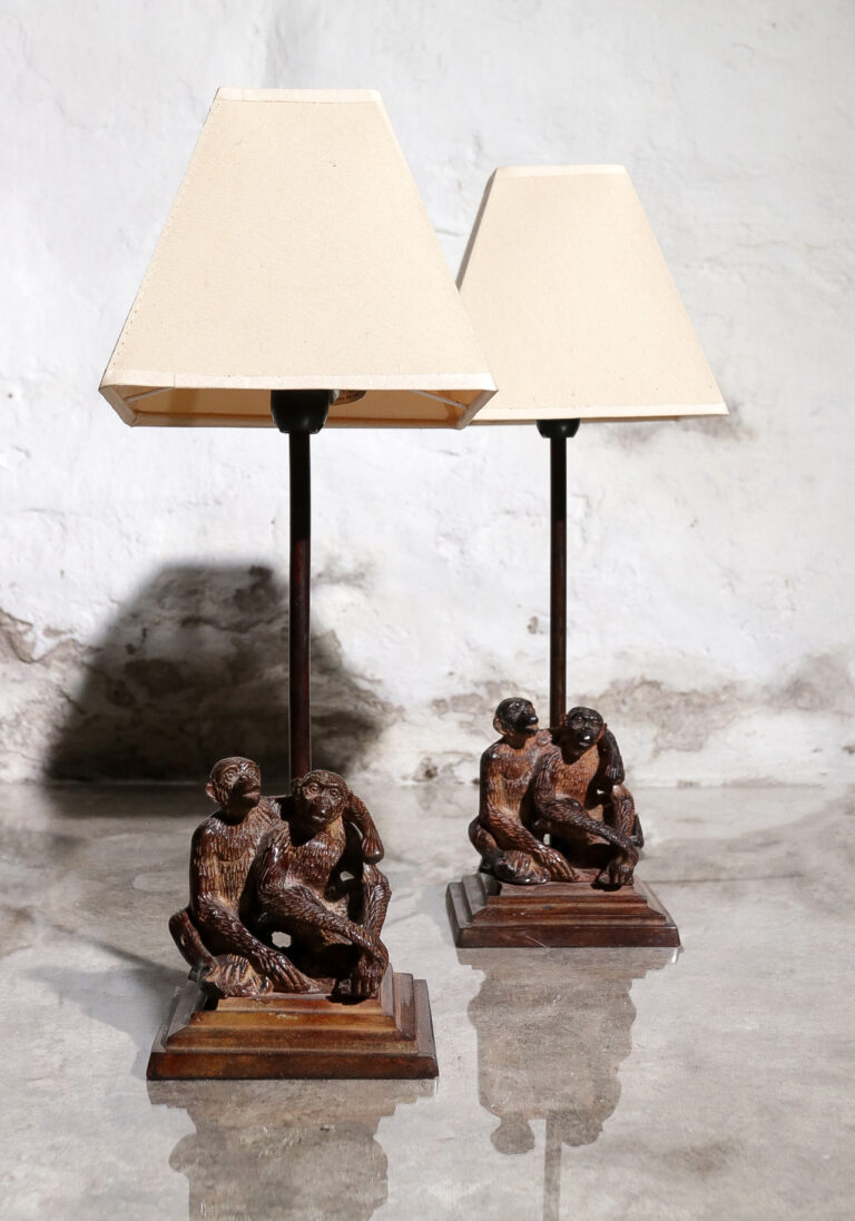 French Botanical patinated brass embracing monkeys tablelamps 1980s