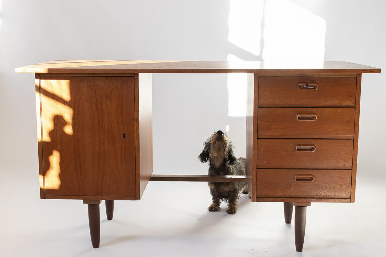 Vintage Design Teakhouten Bureau jaren 60