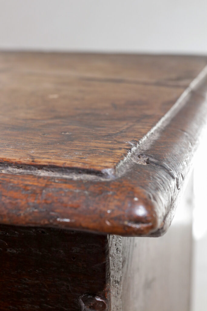Kind Woedend single Antiek Engelse 6 planken kist rond 1700 – Dehuiszwaluw