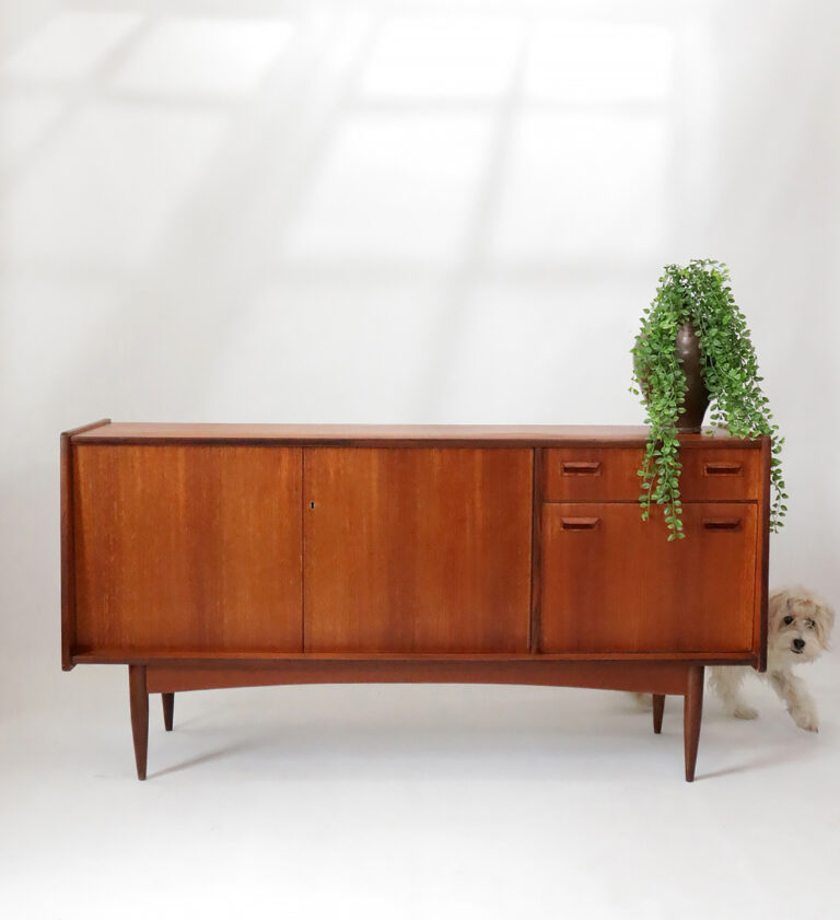 Vintage Design Teakhout dressoir jaren 60
