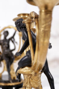 Paar Franse Empire kandelaars verguld brons 1810 – foto 6