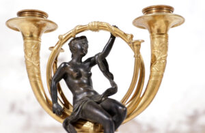 Paar Franse Empire kandelaars verguld brons 1810 – foto 2