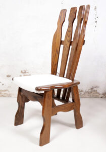 Brutalist eiken eetkamerstoelen bouclé jaren 70 – foto 16