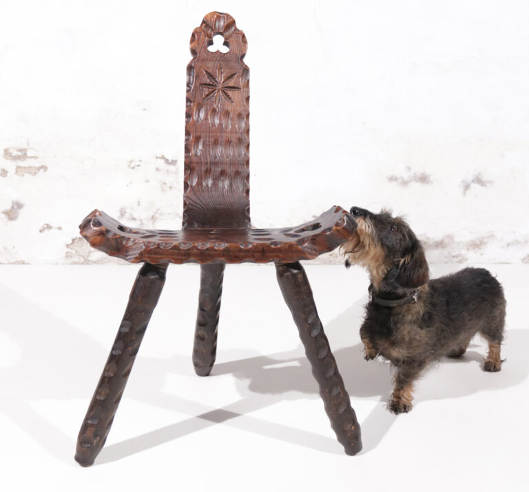 Brutalist Spanish Mid-Century Sculptural Tripod Chair ’50