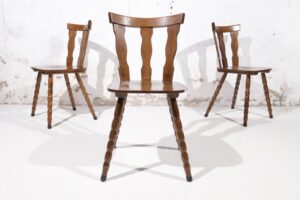 Mid-century brutalist stoel met boogvormige uitsparingen en gedraaide poten – foto 15