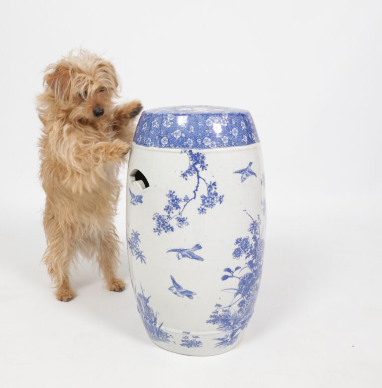 Vintage Chinese Ceramic Garden Stool, Vintage Oriental Porcelain Drum Table