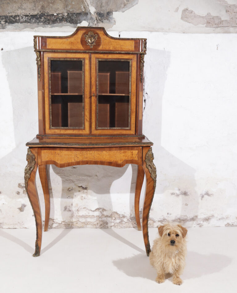 Frans Chateau stijl Vitrine kastje Bonheur Du Jour Louis XVI stijl