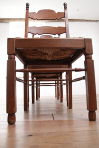 Eiken ladderback eetkamerstoel met biezen zitting – foto 11