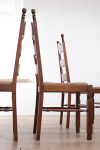 Eiken ladderback eetkamerstoel met biezen zitting – foto 12