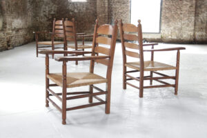 Hollandse eiken ladderback fauteuil met biezen zitting jaren 30 – foto 10