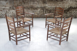 Hollandse eiken ladderback fauteuil met biezen zitting jaren 30 – foto 19