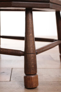 Brutalist eiken loungestoel met biezen zitting circa 1935 – foto 16