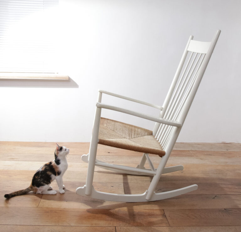 Scandinavian Modern White Rocking Chair J 16 by Hans Wegner Denmark