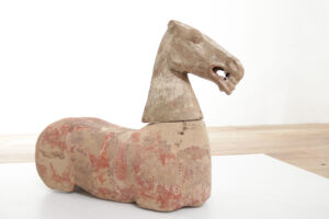 Chinees aardewerk paard met losse kop in Han-stijl, beschilderd terracotta – foto 5