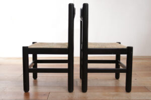 Zwarte biezen eetkamerstoelen Vico Magistretti Perriand stijl jaren 70 – foto 3