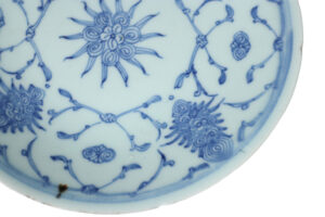 Chinese blauw-witte schotel lotusranken laat-Qing – foto 2