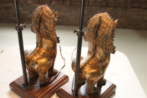 Paar tafellampen vergulde bronzen Singha-leeuwen Thailand – foto 11